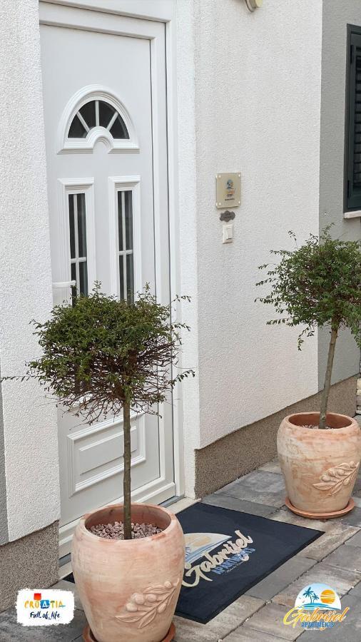 Gabrijel Apartments Makarska 1 Exterior foto
